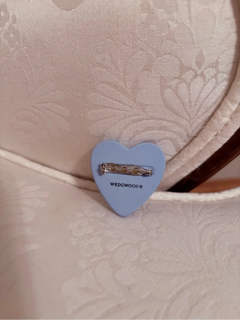 Vintage Wedgwood Blue Jasperware Heart Brooch Pin w/ Original Box – Never Worn